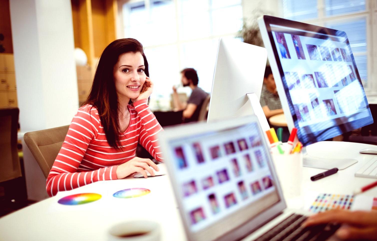 Equipa Nexoriluvia a colaborar em estratégias de pesquisa de palavras-chave